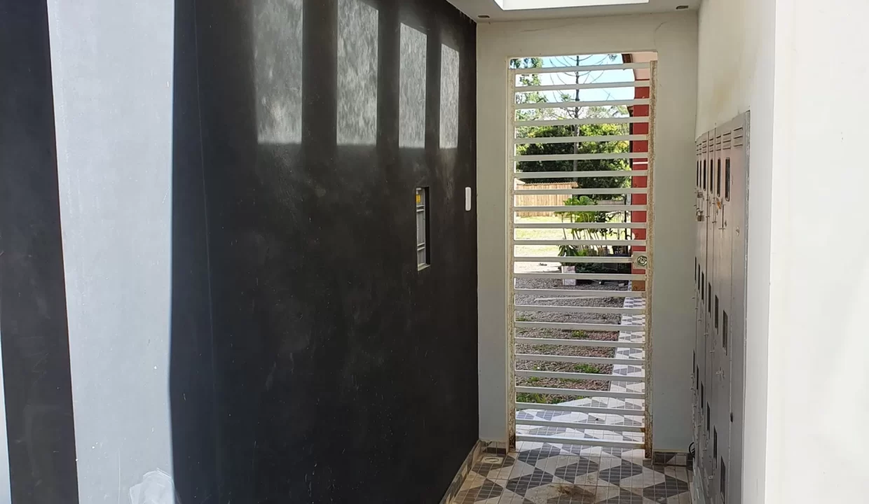 20220517_111628-scaled